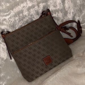 Dooney & Bourke purse